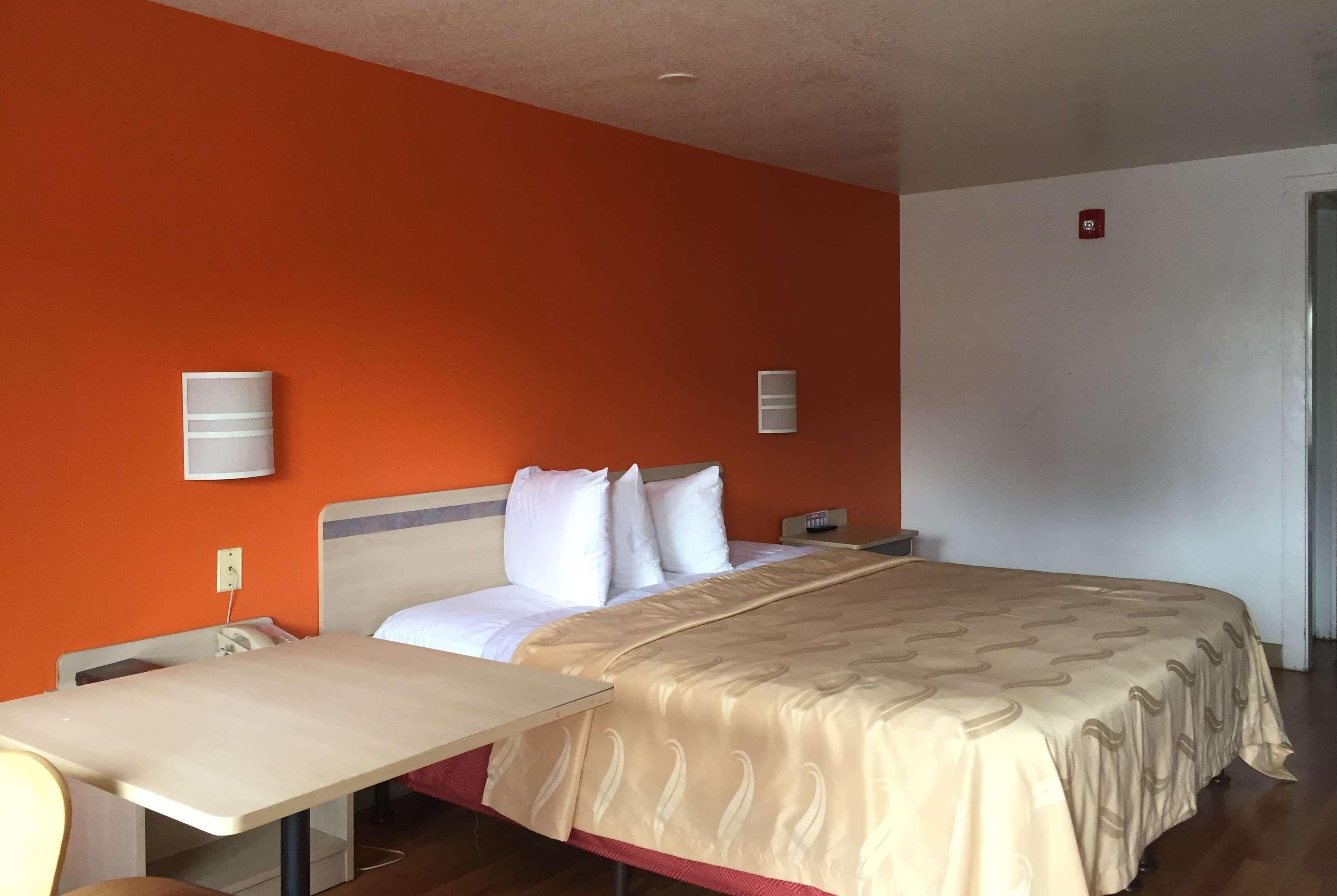 Howard Johnson By Wyndham Harrisonburg Extérieur photo