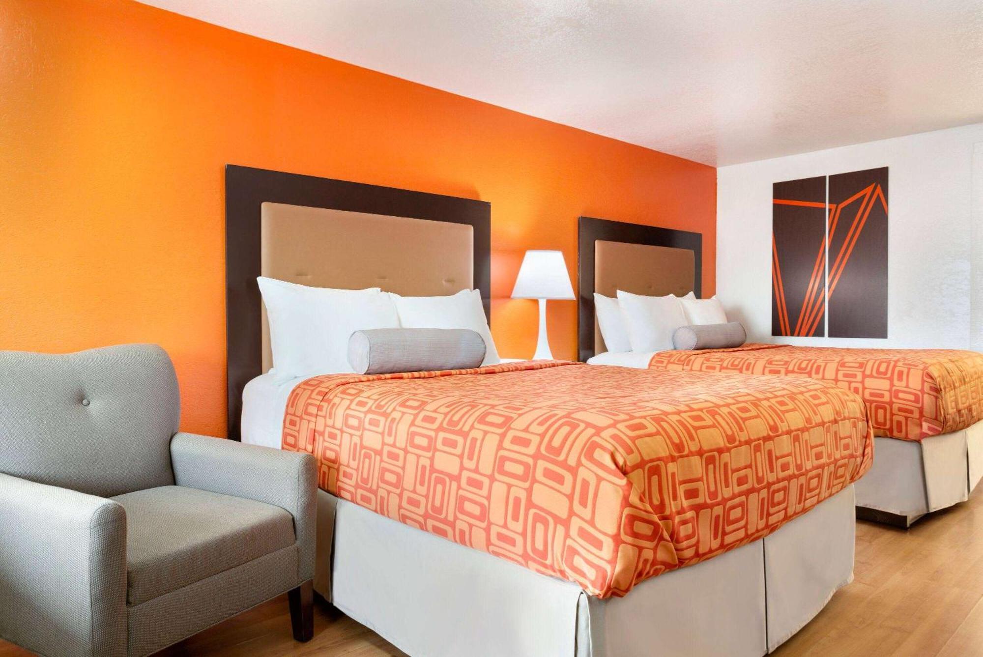 Howard Johnson By Wyndham Harrisonburg Extérieur photo